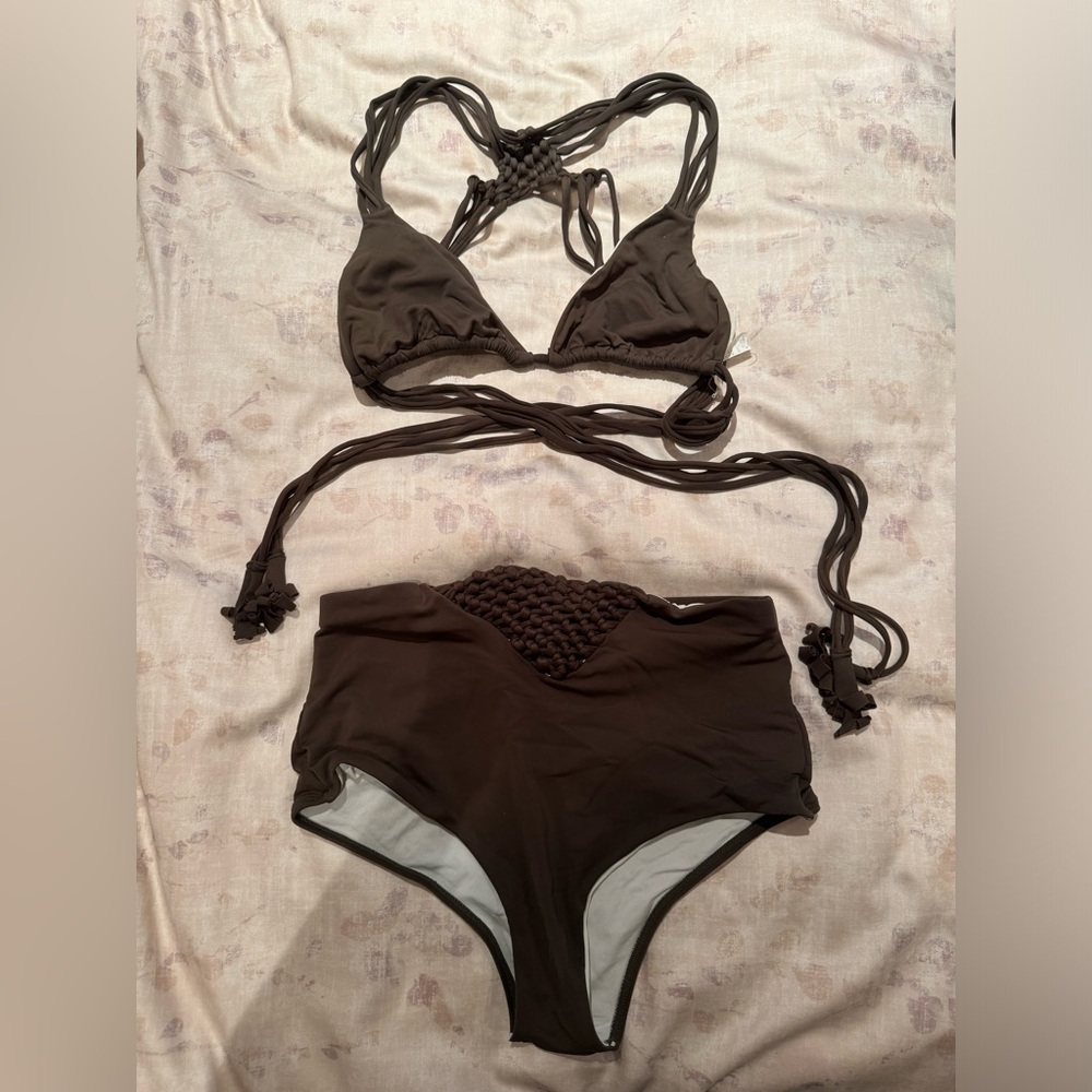 Entreaguas Green High Waisted Bikini